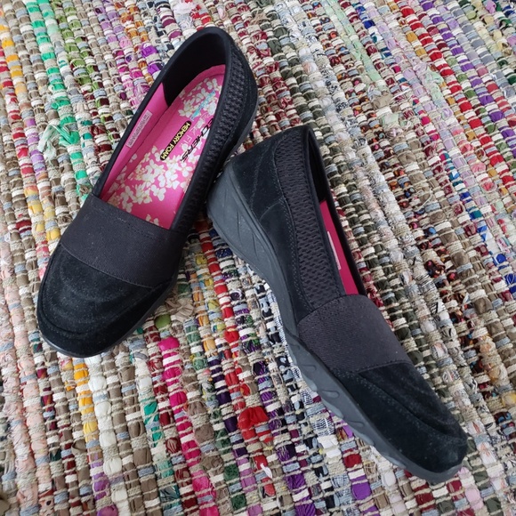 Skechers Shoes - Skechers Black Slip On Skimmer Sneakers Sketchers
